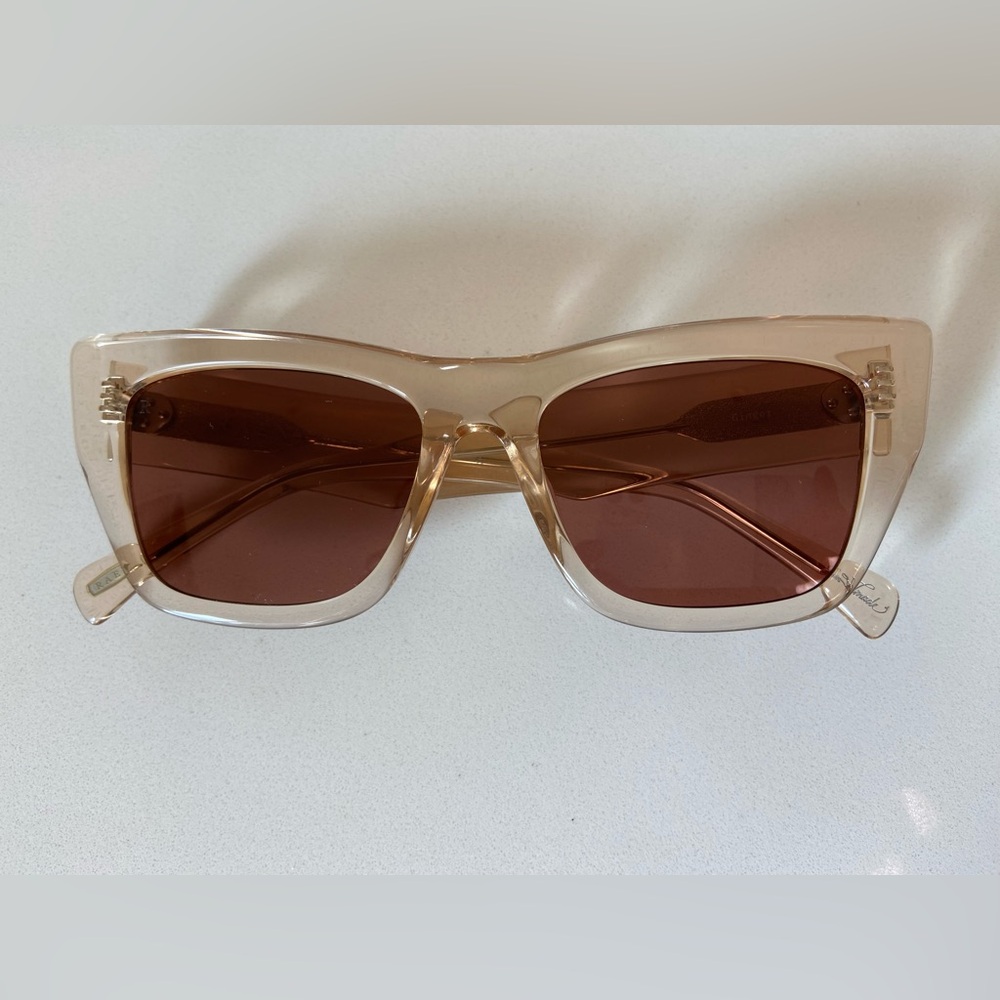 NWT RAEN Marza Ginger/Teak | Case + Box Included